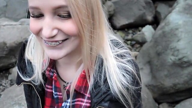 Pretty Girl Had To Suck Dick Of Security Guard To Avoid Getting Big Fine | English subtitles